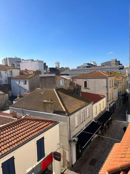 Plein Centre Maison Appartement 100 M De La Plage 150 M Du Port Les Sables-d'Olonne Exterior photo